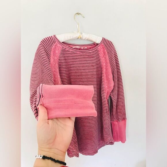 Soft surroundings | distressed pink lace crewneck sweatshirt | size large - Picture 6 of 7